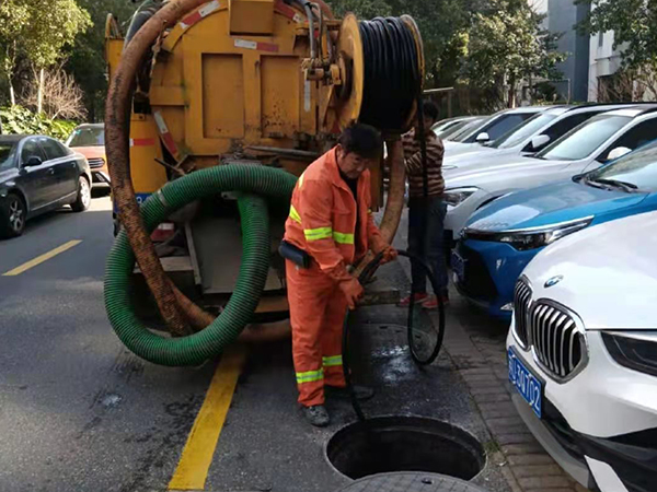 北海排污管道清淤